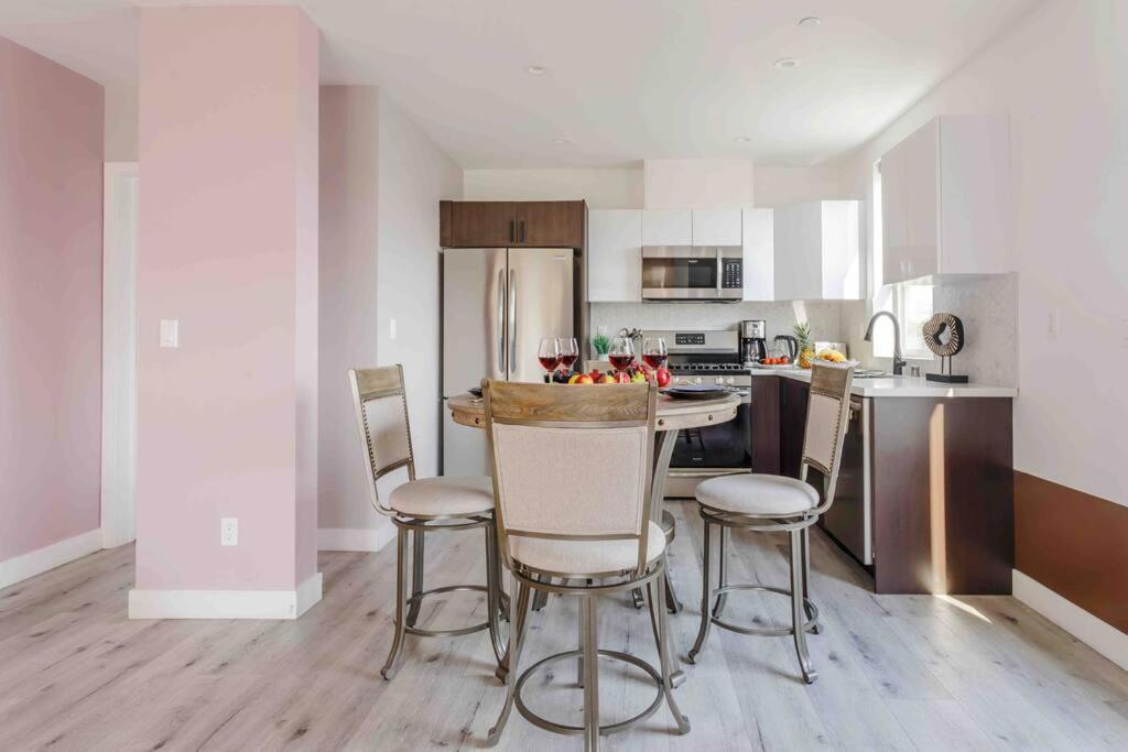 Villa Stunning Hollywood Townhouse With Sunny Views Los Ángeles Exterior foto